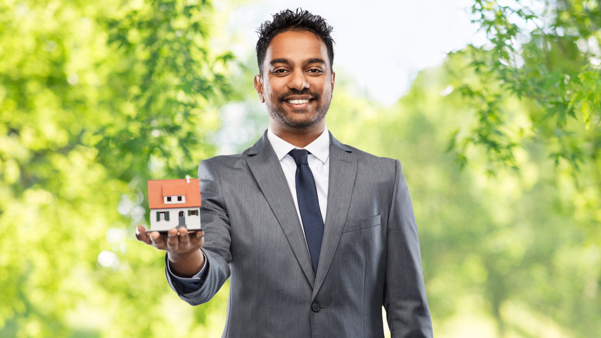 The Green Shift: How Canadians Are Embracing Eco-Friendly Real Estate in 2025