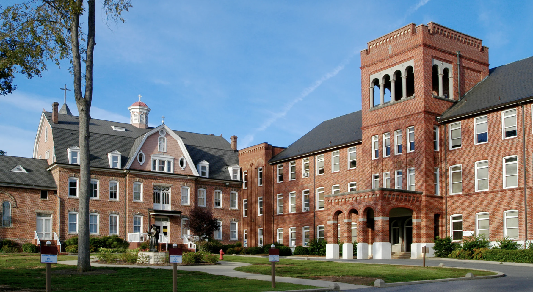 Top 5 Public Elementary Schools in Oakville (2025) | Education + Home Guide by broko.ai